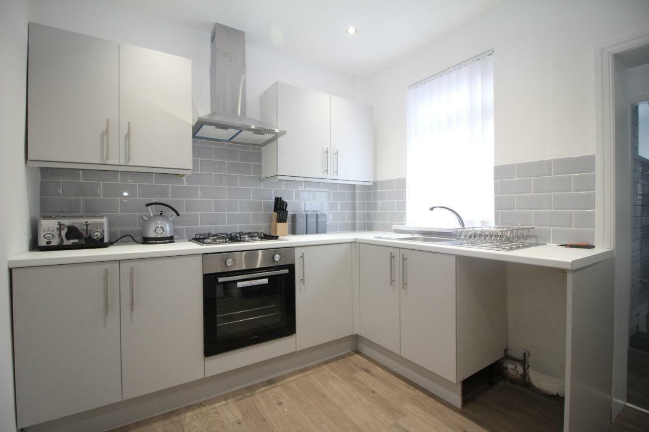 Welcome Home - Close To Town Centre - Full Holiday Home Blackpool Buitenkant foto